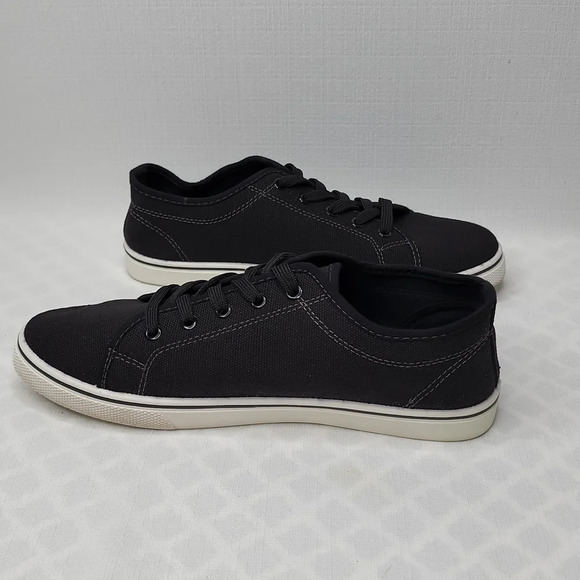 Vostey Black Canvas Shoes Men's Size 10 - Picture 2 of 12